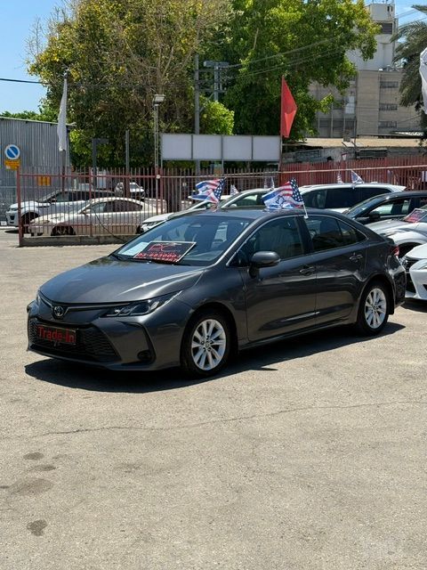 מודעת רכב טויוטה קורולה
