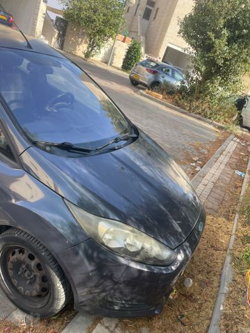 מודעת רכב פורד פיאסטה