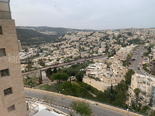 דירה למכירה בירושלים — 5