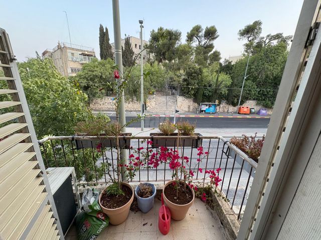 דירה למכירה בירושלים — 3