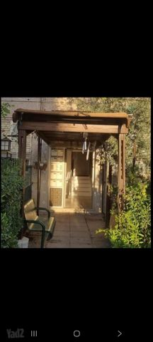 סמטת הבשור 11
