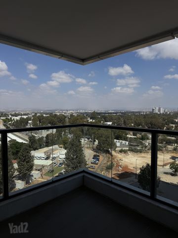 יעל רום 20