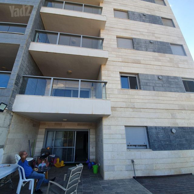 שליו 4