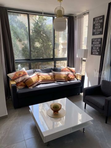 דירה להשכרה בירושלים — 3