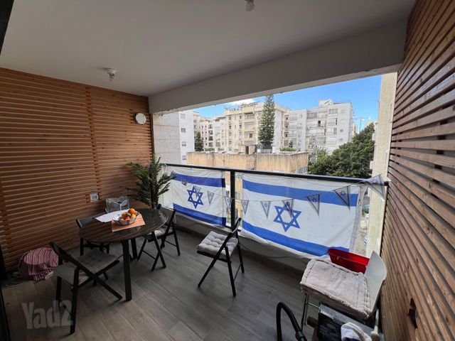 שברץ 15