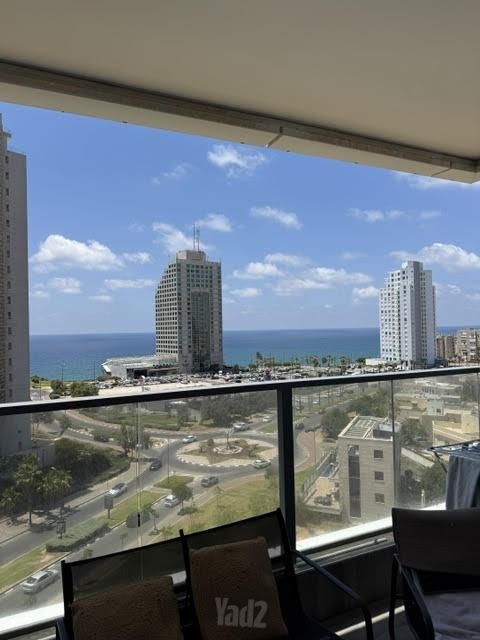 תמונה 9 של דירת 5 חדרים להשכרה בנתניה
