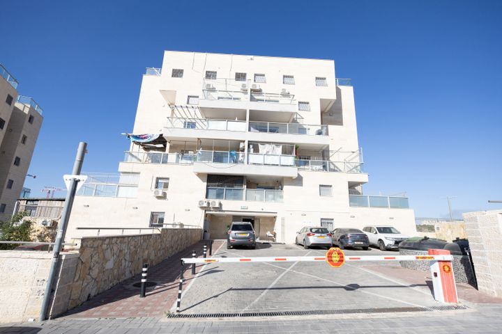 גג/ פנטהאוז למכירה בבית שמש (תיווך) — 3