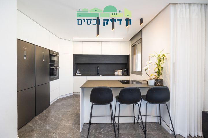 דירה למכירה בירושלים (תיווך) — 3