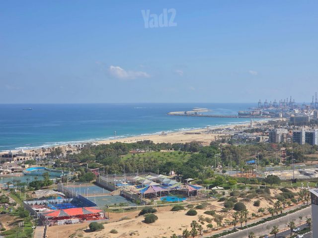 עוזי חיטמן 