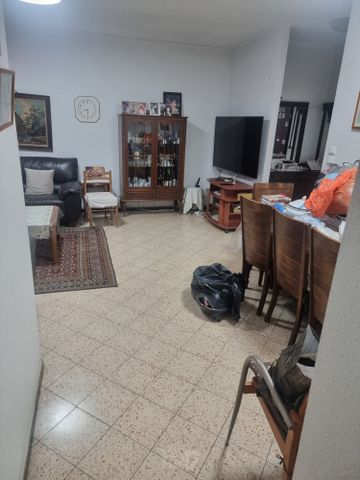 חומה ומגדל 