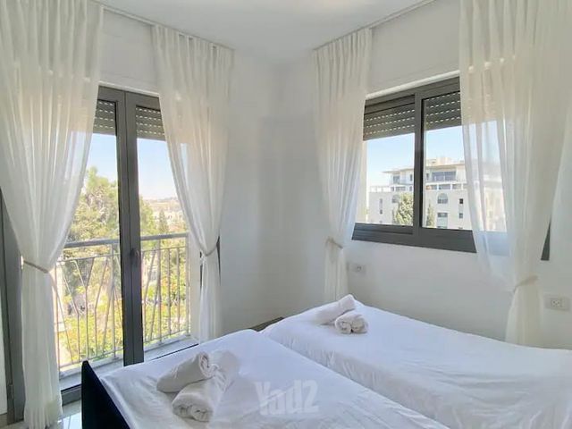 דירה להשכרה בירושלים (תיווך) — 4