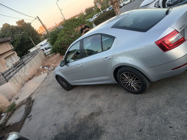 מודעת רכב סקודה אוקטביה