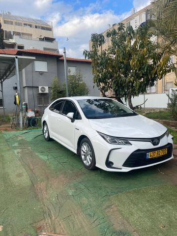 מודעת רכב טויוטה קורולה