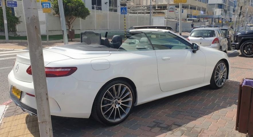 מודעת רכב מרצדס-בנץ E-class