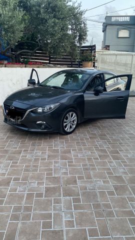 מודעת רכב מאזדה 3