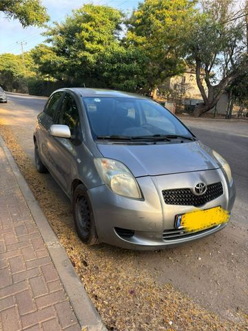 מודעת רכב טויוטה יאריס