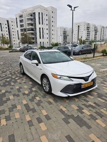 מודעת רכב טויוטה קאמרי