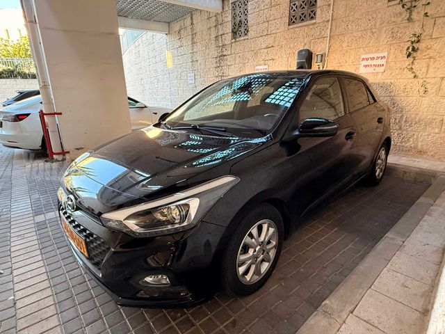 מודעת רכב יונדאי i20