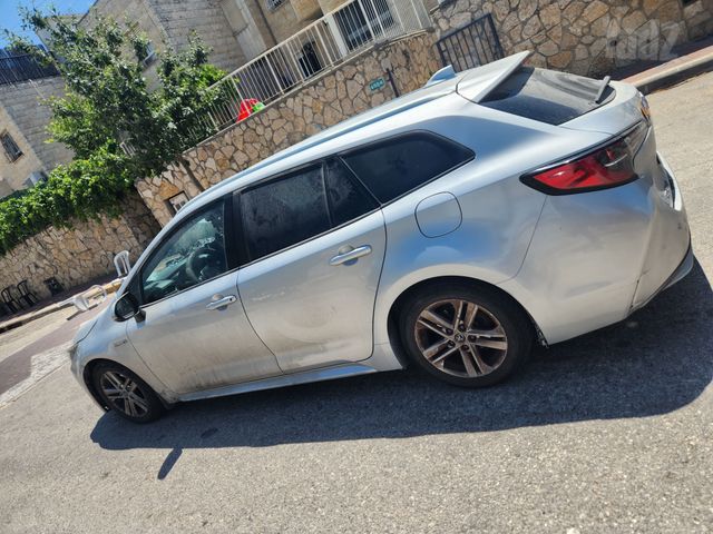 מודעת רכב טויוטה קורולה