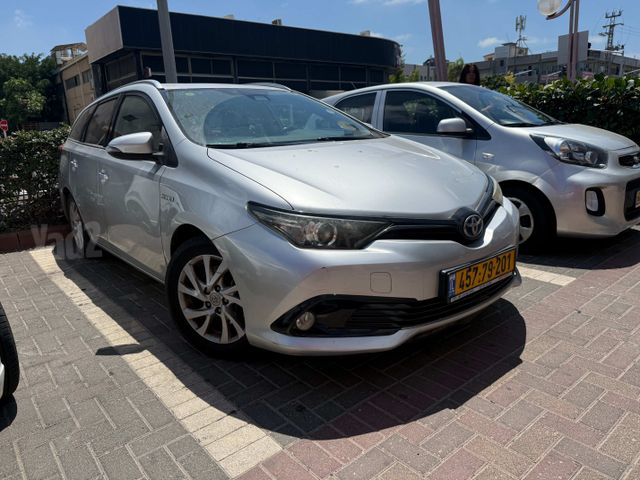 מודעת רכב טויוטה אוריס