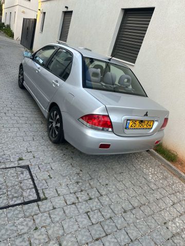 מודעת רכב מיצובישי לנסר