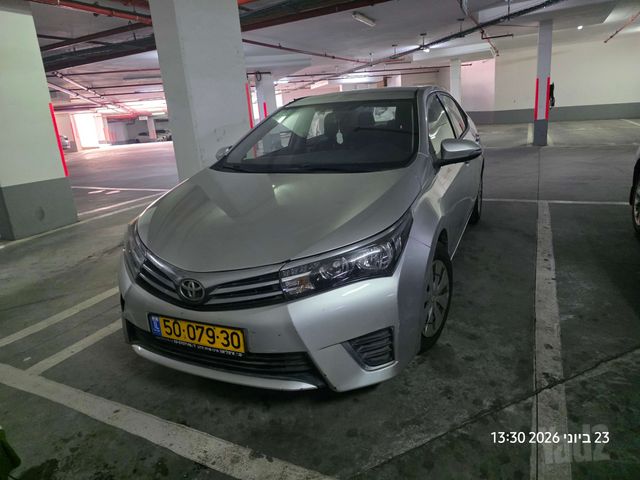 מודעת רכב טויוטה קורולה