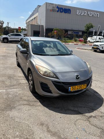 מודעת רכב מאזדה 3