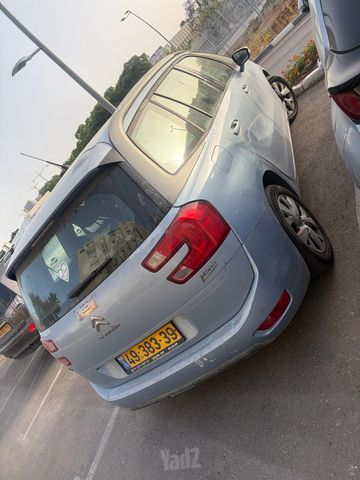 מודעת רכב סיטרואן C4 פיקאסו
