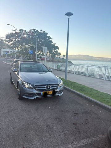 מודעת רכב מרצדס-בנץ C-class