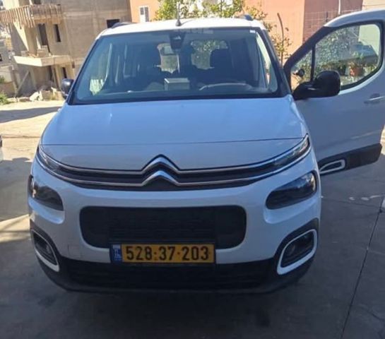 מודעת רכב סיטרואן ברלינגו 