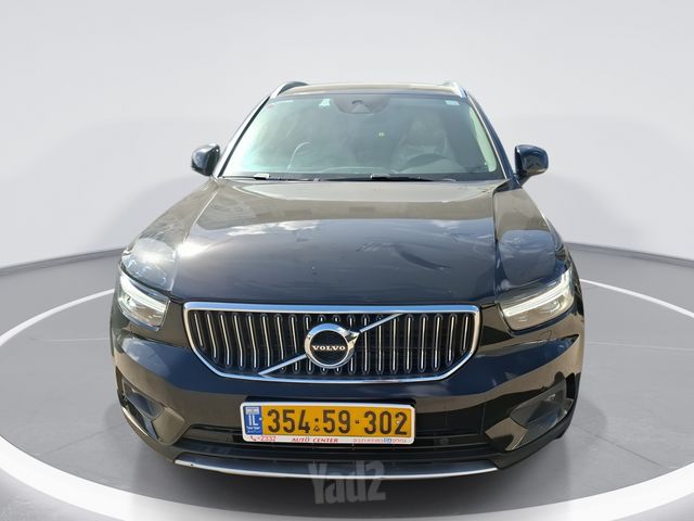 מודעת רכב וולוו XC40