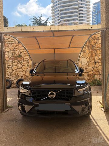 מודעת רכב וולוו XC40