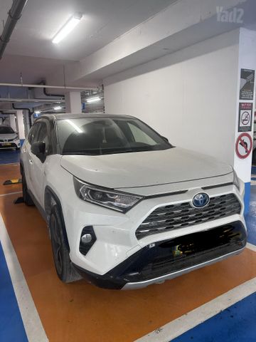 מודעת רכב טויוטה RAV4