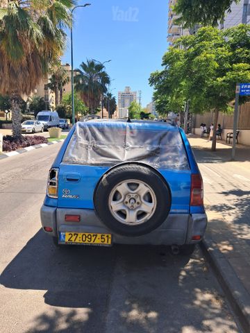 מודעת רכב טויוטה RAV4