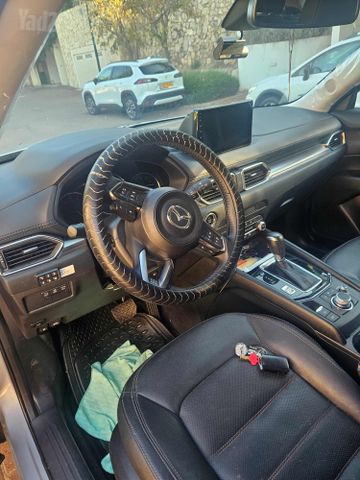 מודעת רכב מאזדה CX-5