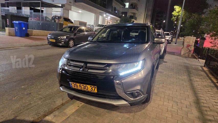 מודעת רכב מיצובישי אאוטלנדר