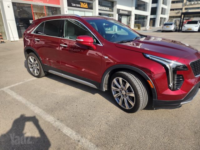 מודעת רכב קאדילק XT4