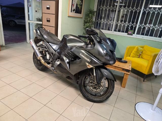 מודעת רכב קאוואסאקי ZZR1400