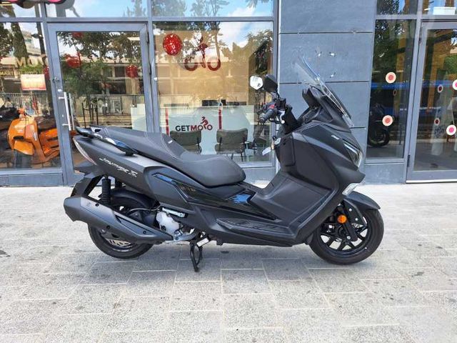 מודעת רכב סאן יאנג ג'וי-מקס Z-250