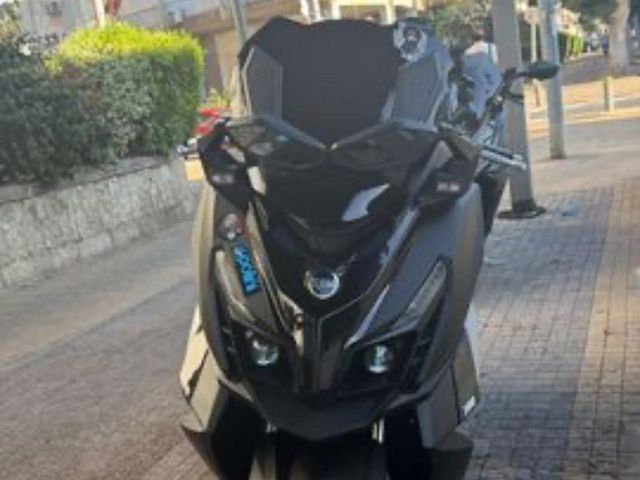 מודעת רכב סאן יאנג קרוזים 300 אלפא