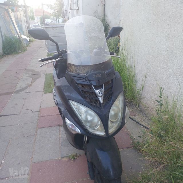 מודעת רכב סאן יאנג ג'וי רייד 200