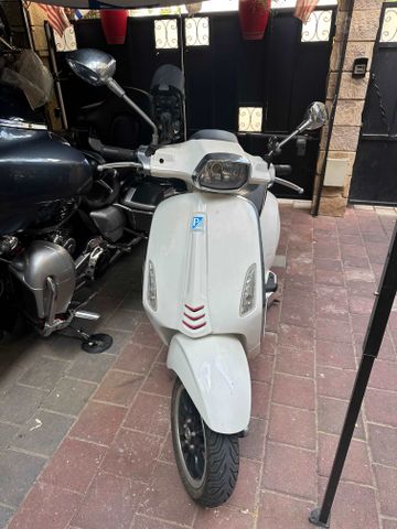 מודעת רכב פיאג'ו וספה ספרינט 125
