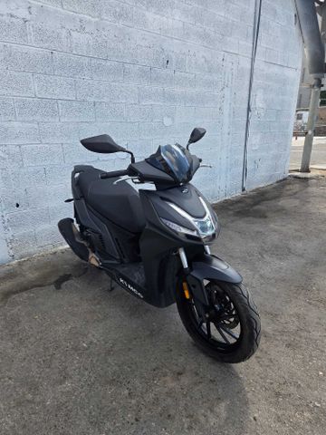 מודעת רכב קימקו אג'יליטי סיטי 125