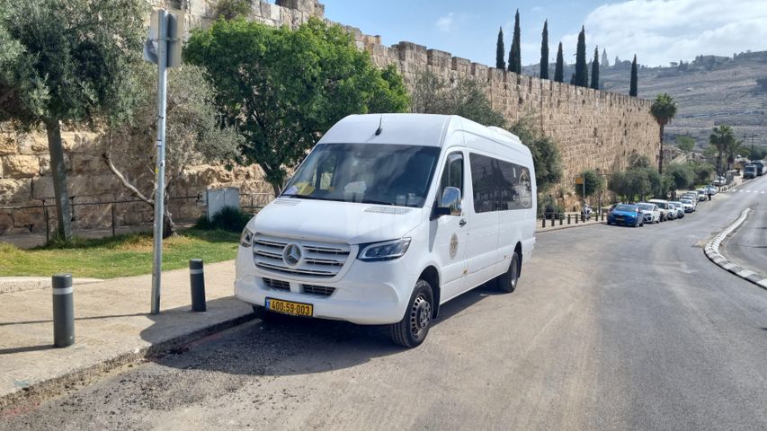 מודעת רכב מיניבוסים ורכבי הסעות