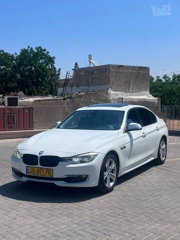 מודעת רכב ב מ וו סדרה 3