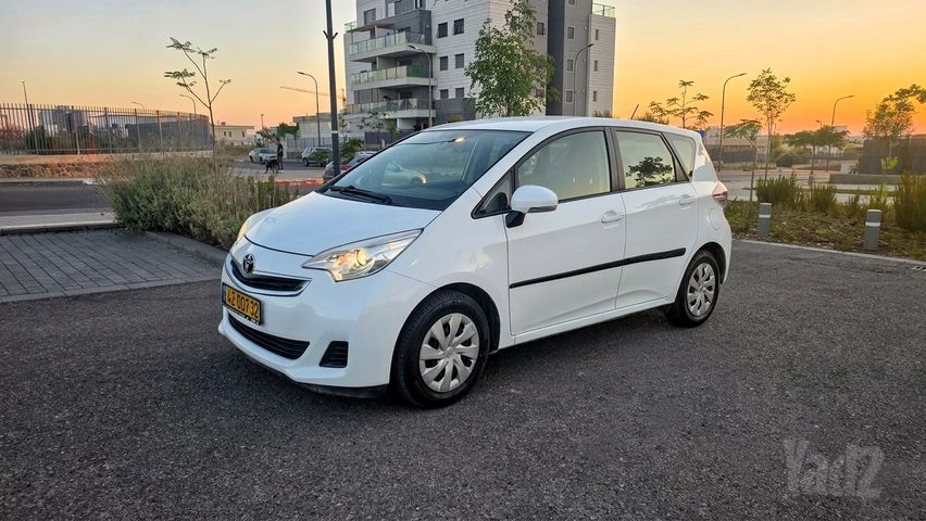 מודעת רכב טויוטה ורסו-S