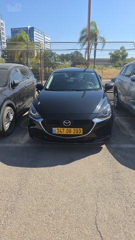 מודעת רכב מאזדה 2