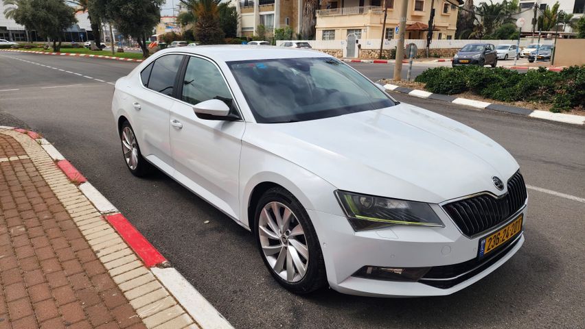 מודעת רכב סקודה סופרב 1