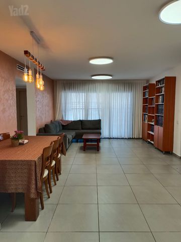 כ' בחשוון 1