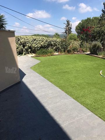 קרן היסוד 10